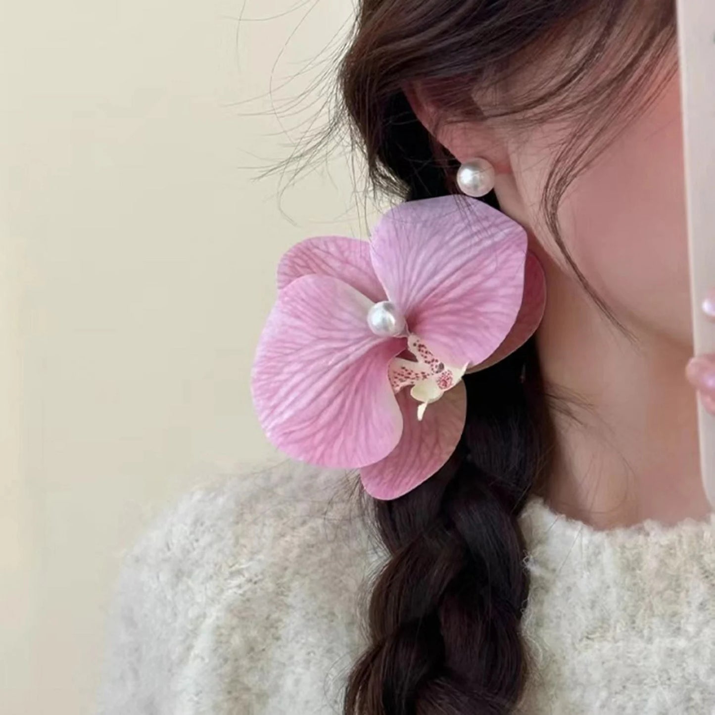 Butterfly Spring Orchid Hair Clip